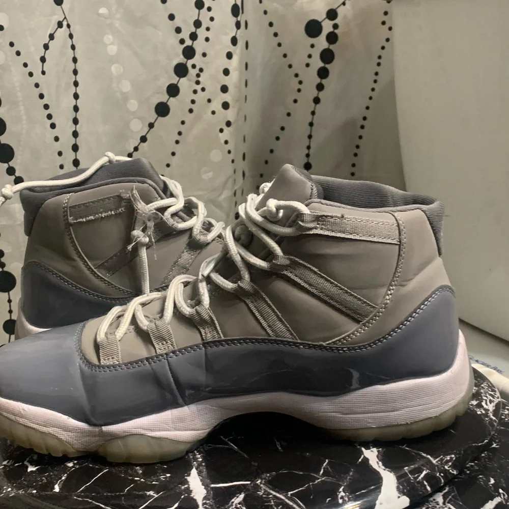 Air Jordan 11 Retro in Cool Grey Patent Leather